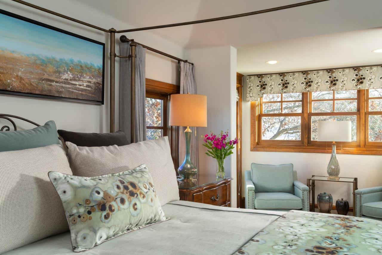 Inn On Lake Granbury Extérieur photo
