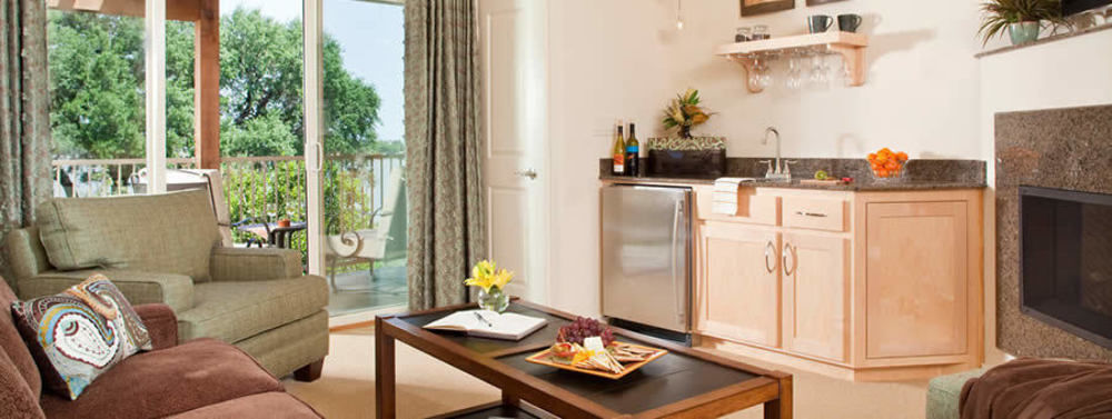 Inn On Lake Granbury Extérieur photo